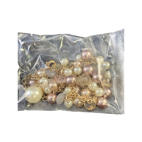 Avon Gold Tone Pure Elegance Pearlesque Cluster Necklace And Earring Set (1565) - Picture 3 of 4